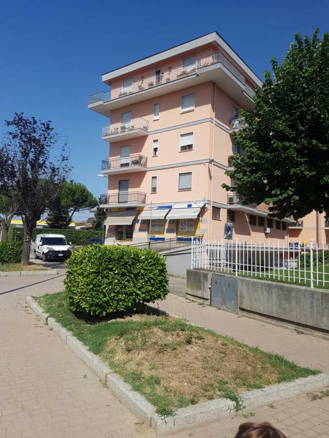 نيتسا مونفيراتو Appartamento Panoramico المظهر الخارجي الصورة
